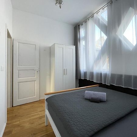 Kolonie Rontgental Schwanenburg Apartments מראה חיצוני תמונה