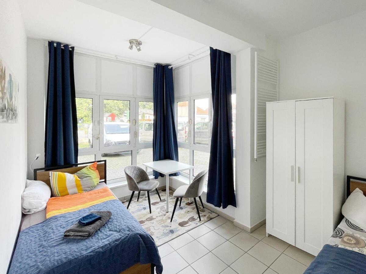 Kolonie Rontgental Schwanenburg Apartments מראה חיצוני תמונה