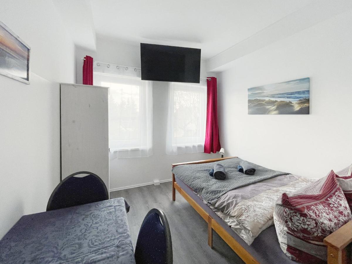 Kolonie Rontgental Schwanenburg Apartments מראה חיצוני תמונה