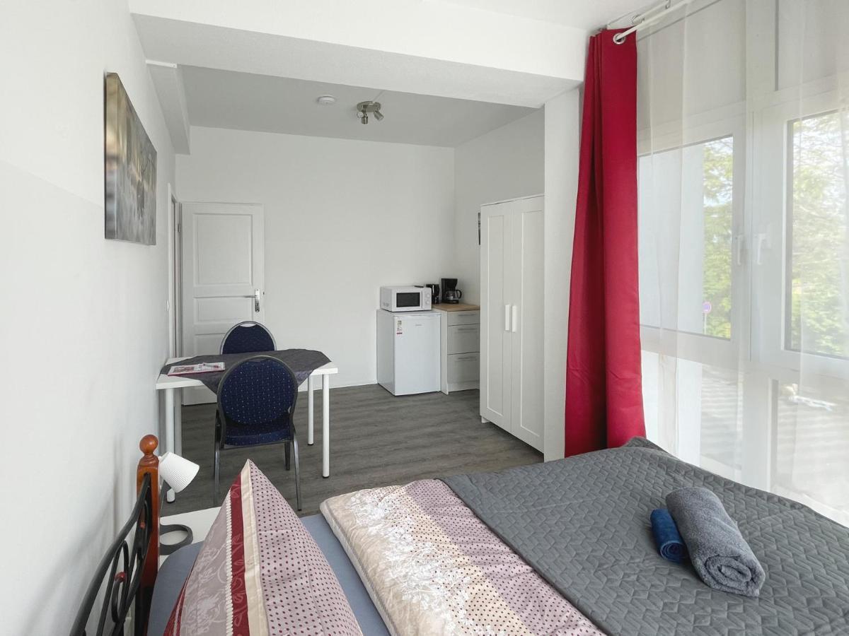 Kolonie Rontgental Schwanenburg Apartments מראה חיצוני תמונה