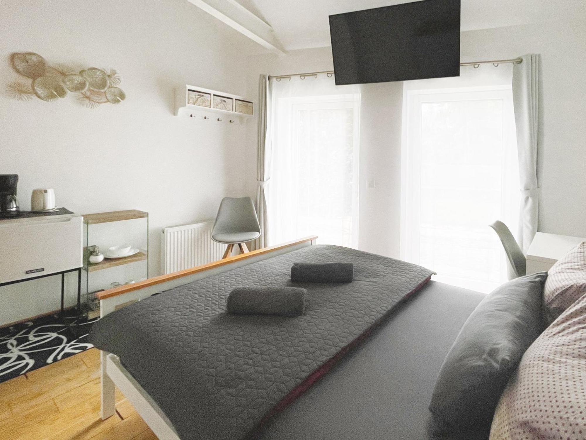 Kolonie Rontgental Schwanenburg Apartments מראה חיצוני תמונה
