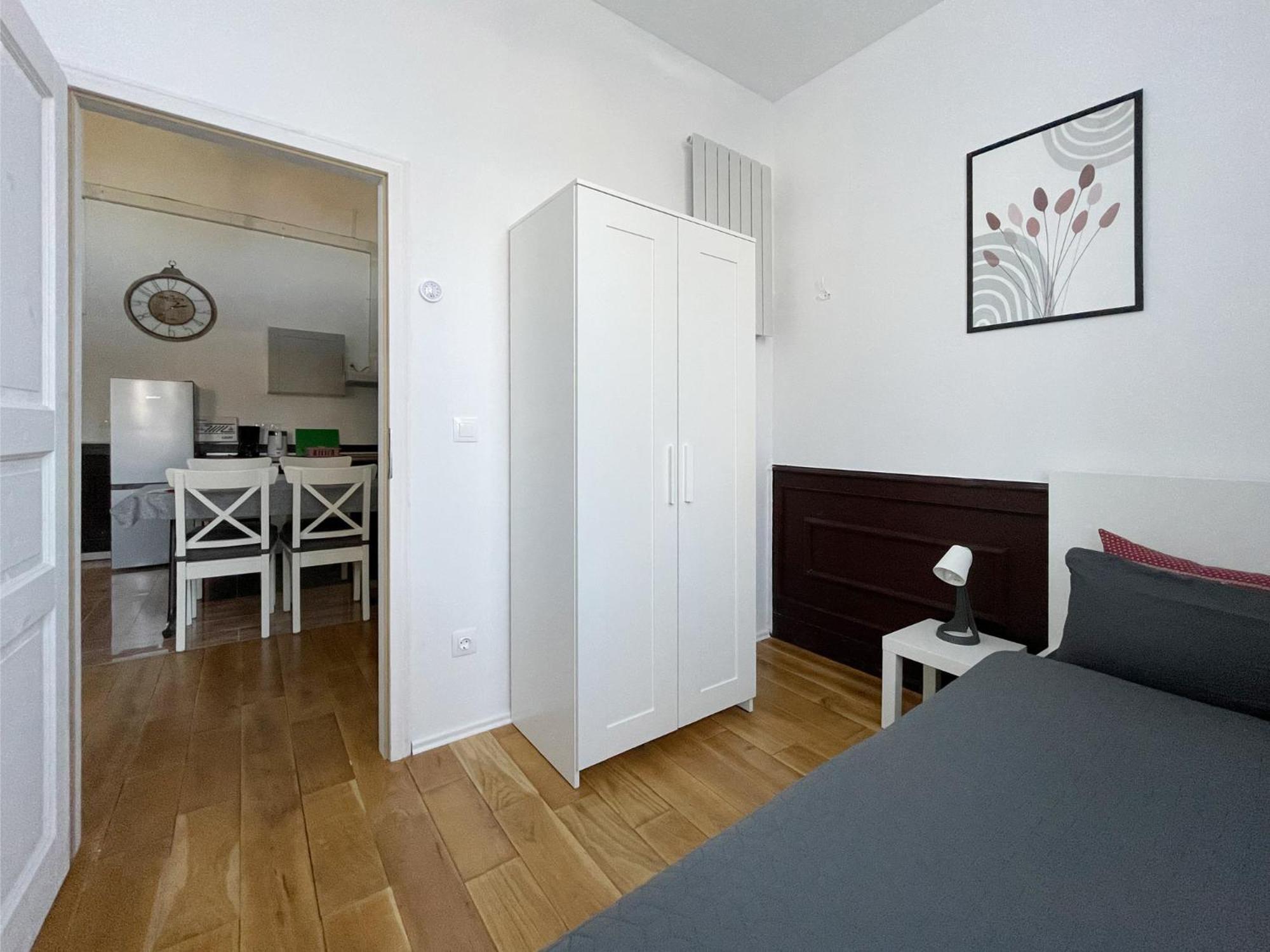 Kolonie Rontgental Schwanenburg Apartments חדר תמונה