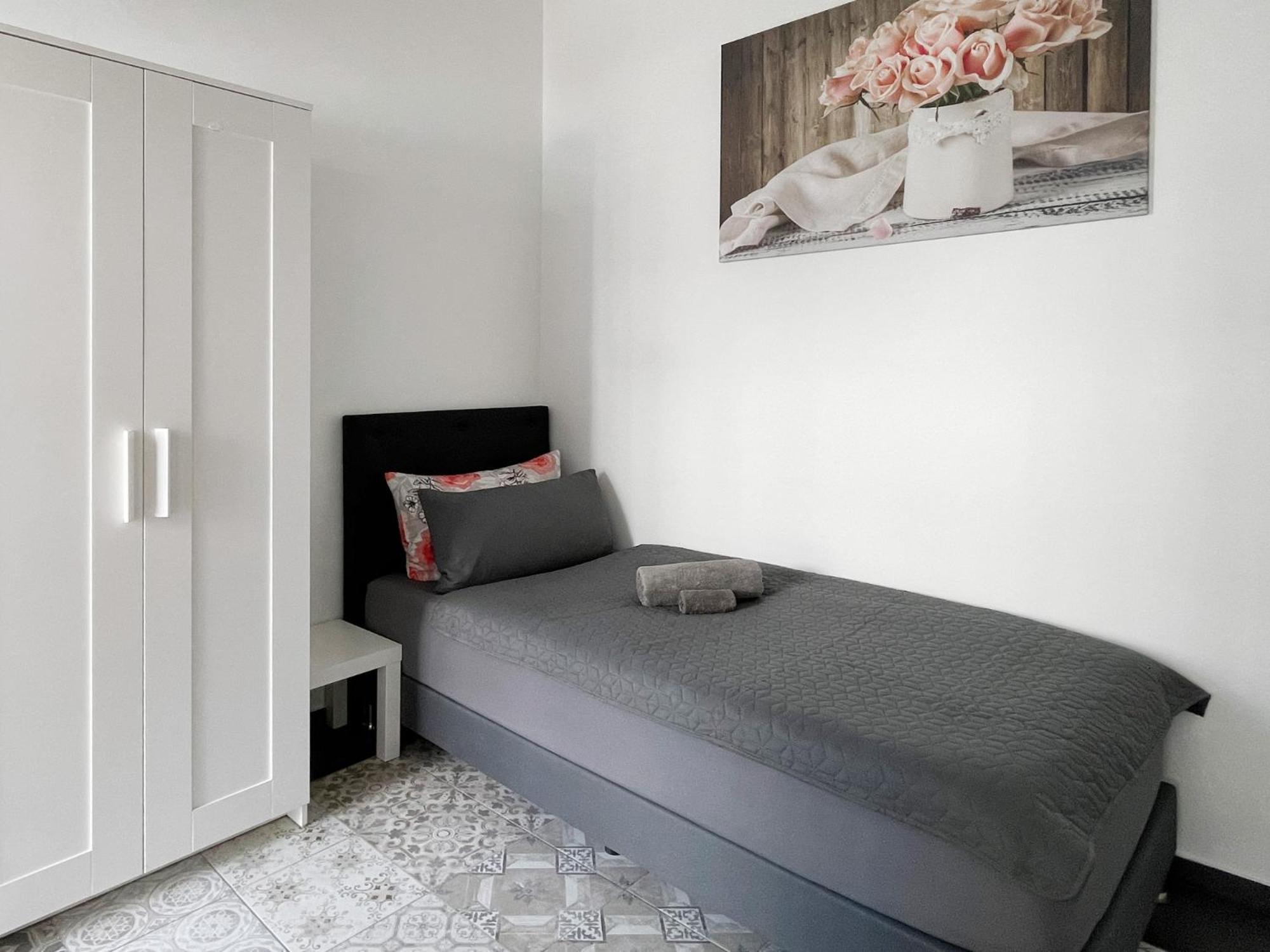 Kolonie Rontgental Schwanenburg Apartments חדר תמונה